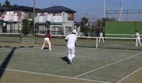 田喜野井グリーンテニススクール