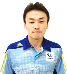 遠山　隆介